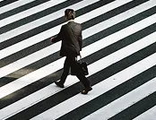 Article cover: Harnessing Market Calm: A Golden Opportunity for Investors