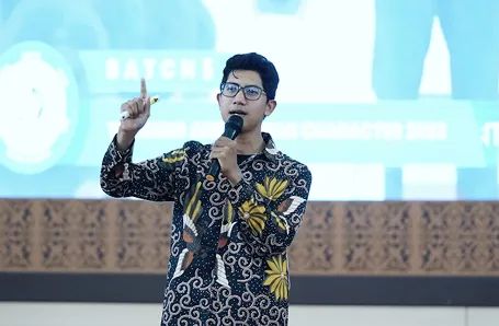 Webinar cover: Rails, Roads & Ports: The future of the South African Transport industry